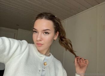 Elise / elisees nude photo #12