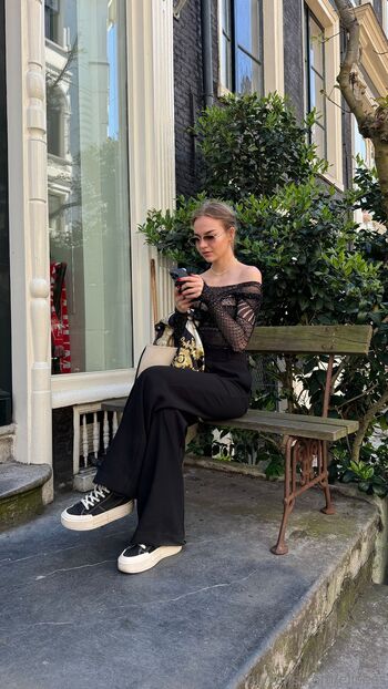 Elise / elisees nude photo #23