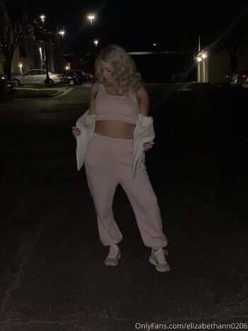 Elizabeth An / elizabethann0206 nude photo #24