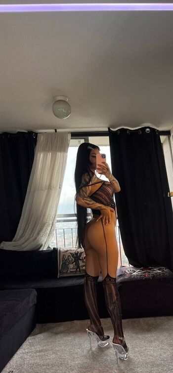 Elizabeth / elizabethkaiixo nude photo #14