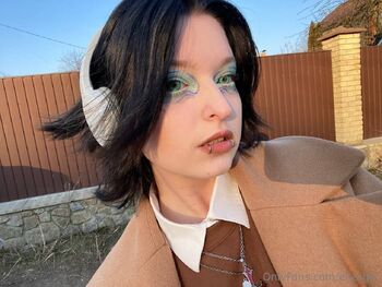 𝐻𝑒𝓁𝓁𝑜 𝐼𝓉𝓈 𝐸𝓁𝒾 ... / elizagill nude photo #3