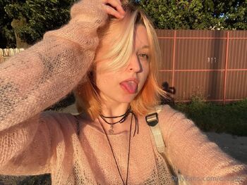 𝐻𝑒𝓁𝓁𝑜 𝐼𝓉𝓈 𝐸𝓁𝒾 ... / elizagill nude photo #8