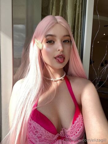 𝐻𝑒𝓁𝓁𝑜 𝐼𝓉𝓈 𝐸𝓁𝒾 ... / elizagill nude photo #13