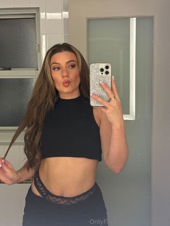 Ell / ellaa.b nude photo #19