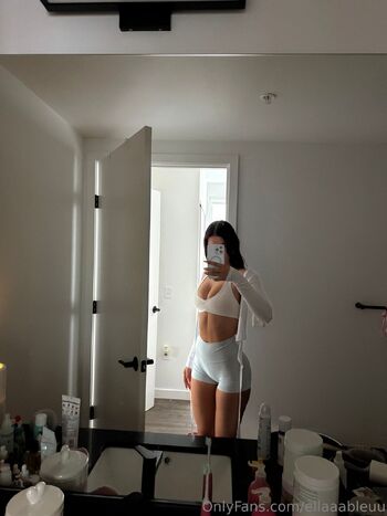 Ella bleu / ellaaableuu nude photo #6