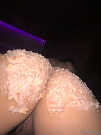 ELLA CRUZ / ellacruz69 / ella_cruz69 / ecruz69 nude photo #15