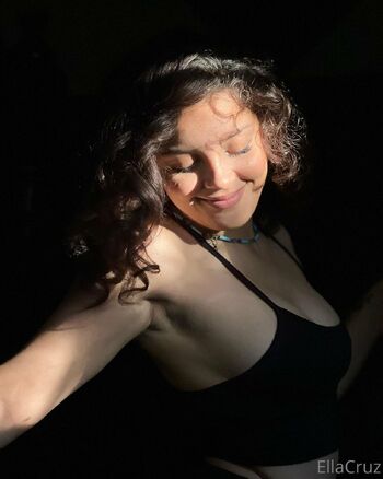ELLA CRUZ / ellacruz69 / ella_cruz69 / ecruz69 nude photo #16