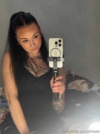 Ell / ellaee nude photo #23