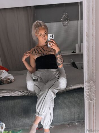 Ell / ellaee nude photo #32