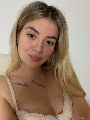 Ella Sutton / ellasutton nude photo #13