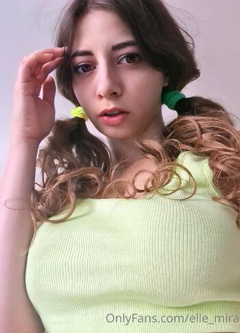 Elle Mira 34ETOP 1,5 / elle_mira nude photo #4