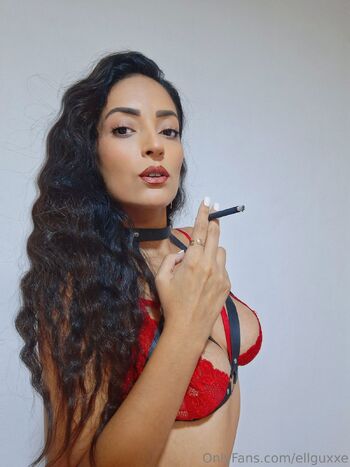 Goddess Venus FEMDOM ONLYFAN / ellguxxe nude photo #11