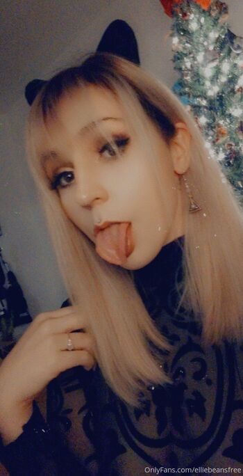 Velveteen Elli / elliebeansfree nude photo #18