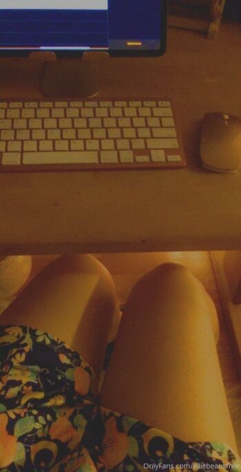 Velveteen Elli / elliebeansfree nude photo #19