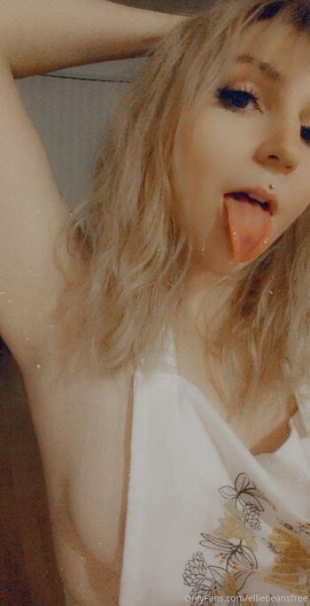 Velveteen Elli / elliebeansfree nude photo #21