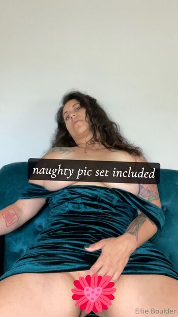 Ellie Boulder / ellieblovesyou nude photo #3