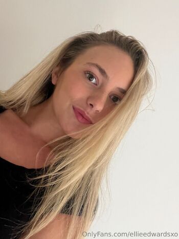 Ellie Edward / ellieedwardsxo nude photo #11