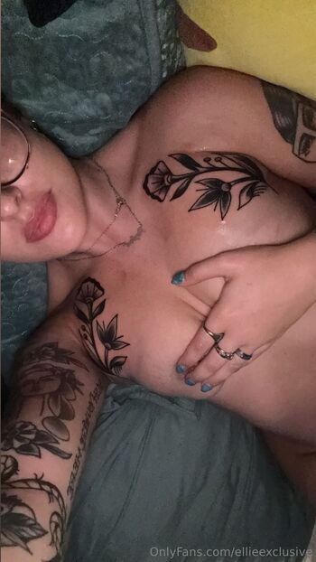 Ellie 100 Troubl / ellieexclusive nude photo #16