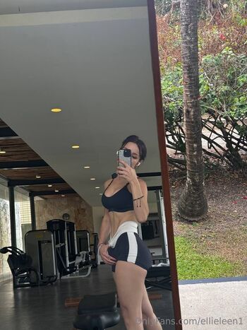 Ellie Lee / ellieleen1 nude photo #24