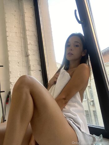 Ellie Lee / ellieleen1 nude photo #67