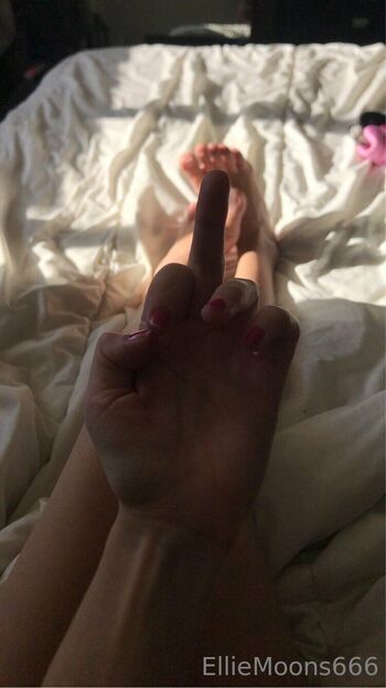 Ellie Moon / elliemoons999 / elliemoons666 nude photo #24