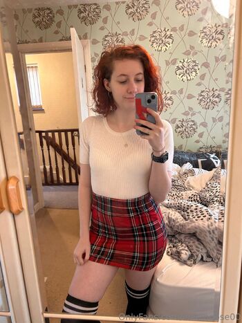 EllieMoose0 / elliemoose00 nude photo #4