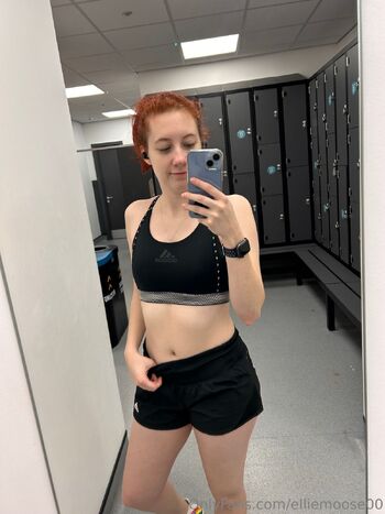 EllieMoose0 / elliemoose00 nude photo #5