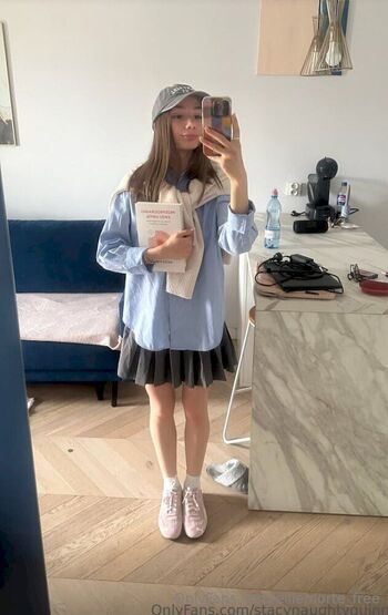 EllieMorte_fre / elliemorte_free nude photo #34