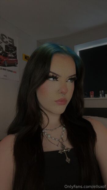 Ell / ellsxof nude photo #13