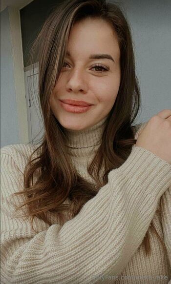 Ell / elly_luv nude photo #32