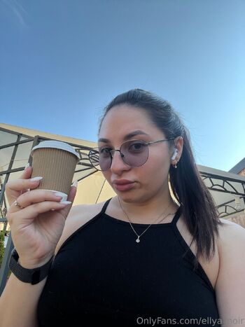Elya Noi / ellya_noir nude photo #12