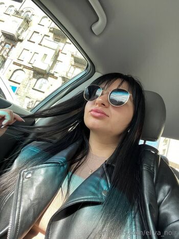Elya Noi / ellya_noir nude photo #14