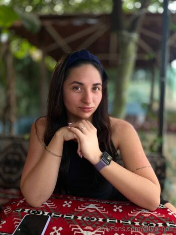 Elya Noi / ellya_noir nude photo #30