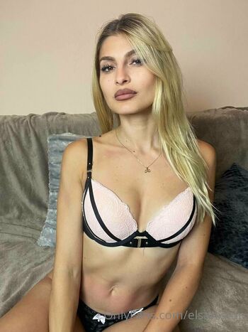 Elsa Aniston / elsaniston / anistonelsa / elsaaniston1 nude photo #22