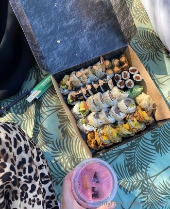 𝐄𝐦𝐦𝐚 𝕊𝕨𝕖𝕖𝕥 𝕘𝕚𝕣𝕝 / em_mad nude photo #5