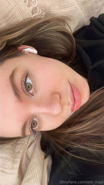 𝐄𝐦𝐦𝐚 𝕊𝕨𝕖𝕖𝕥 𝕘𝕚𝕣𝕝 / em_mad nude photo #8