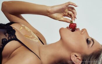 EmaKarter FRE / emakarterfree nude photo #18