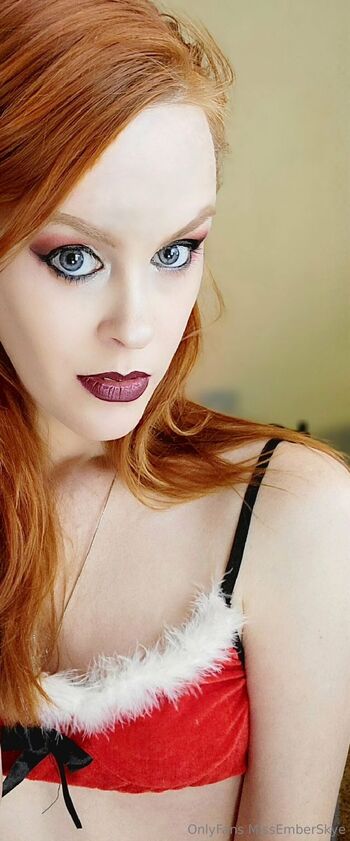 Ember Sky / emberskyefree / ember69skye / emberskye01 nude photo #29