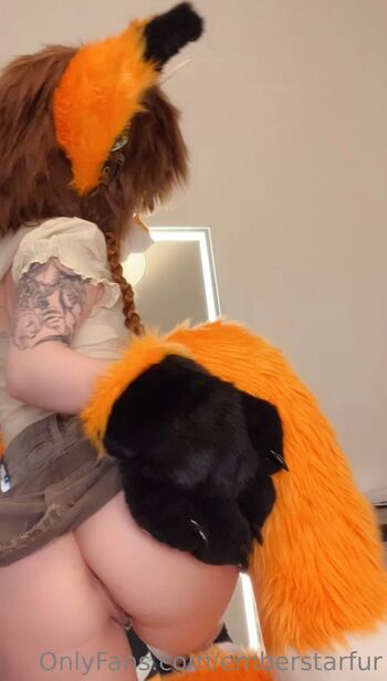 EmberSta / emberstarfur / starryfawnn2 nude photo #18
