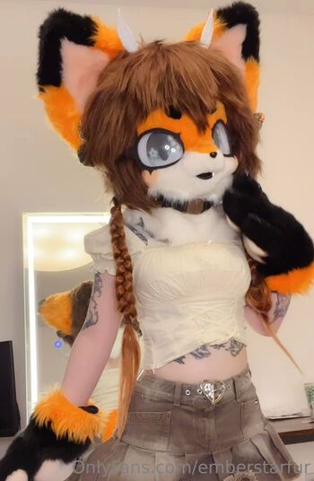 EmberSta / emberstarfur / starryfawnn2 nude photo #19