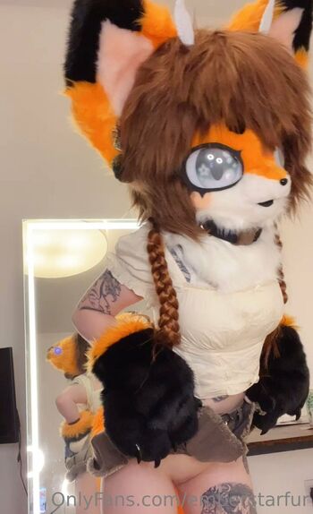 EmberSta / emberstarfur / starryfawnn2 nude photo #21