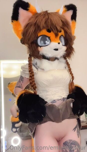 EmberSta / emberstarfur / starryfawnn2 nude photo #24