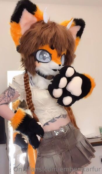 EmberSta / emberstarfur / starryfawnn2 nude photo #25