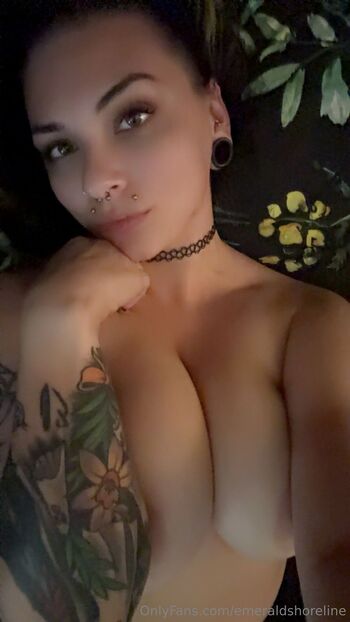 Emerald Shorelin / emeraldshoreline nude photo #18