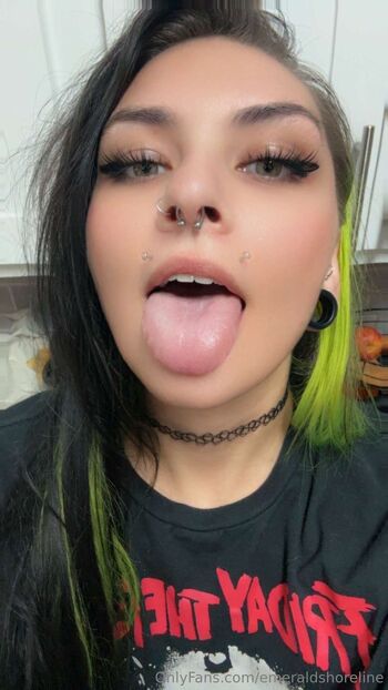 Emerald Shorelin / emeraldshoreline nude photo #27