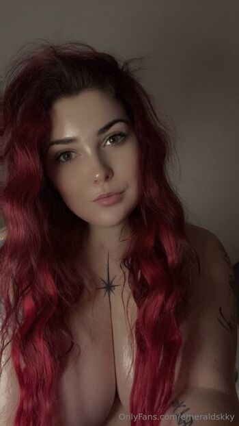 Emerald / emeraldskky nude photo #31