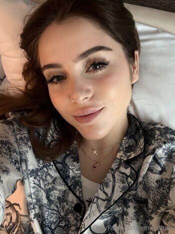 𝐸𝑀𝐼𝐿𝐼𝒜 / emiliallure nude photo #36