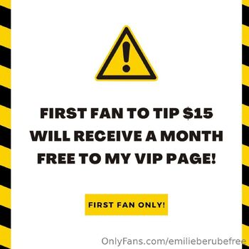 Emilie Berube / emilieberubefree nude photo #19