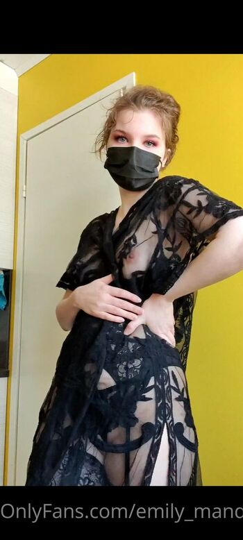 Emily Mandevill / emily_mandevilla nude photo #12