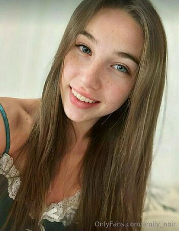 Emily Noir / emily_noir nude photo #4